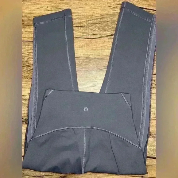 Lululemon Wunder Under Crop (Hi-Rise) Awaken Full-On Luxtreme 21" size 4 - Picture 5 of 5